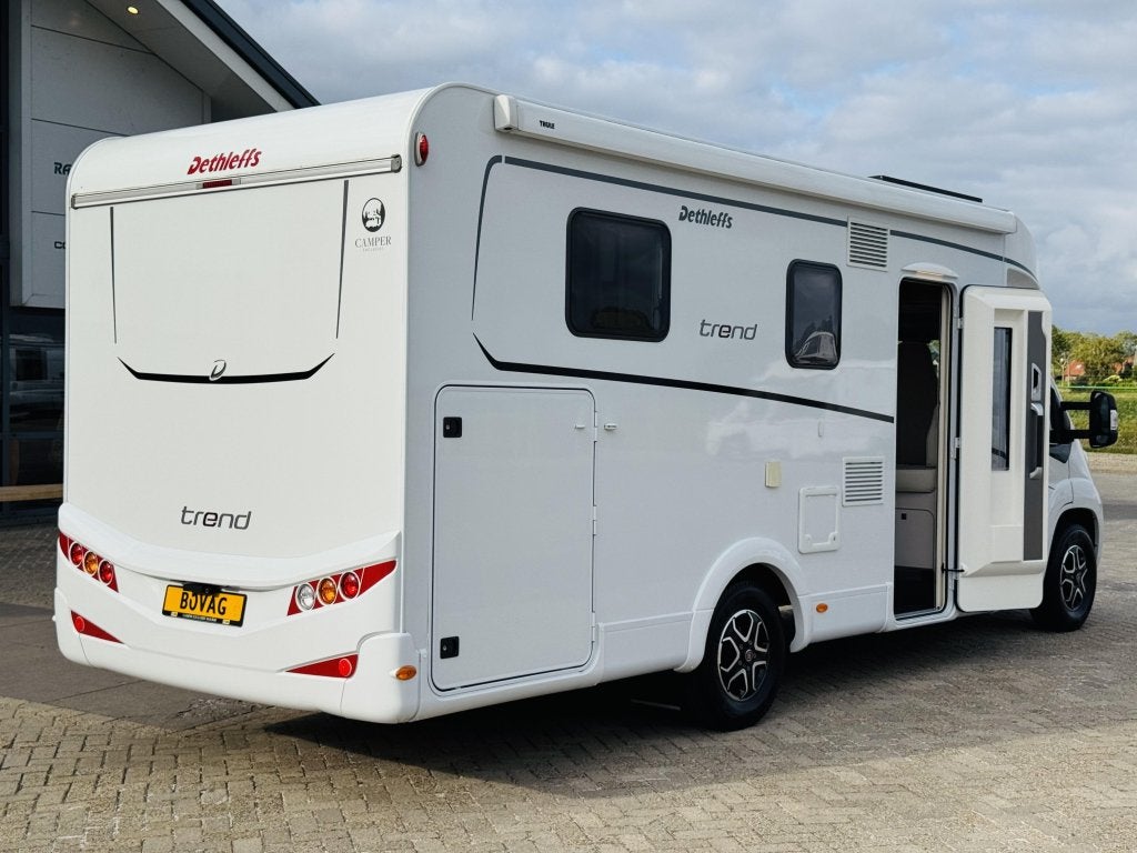 Foto 8 van Dethleffs Trend 7057 Automaat Queensbed Hefbed 2025