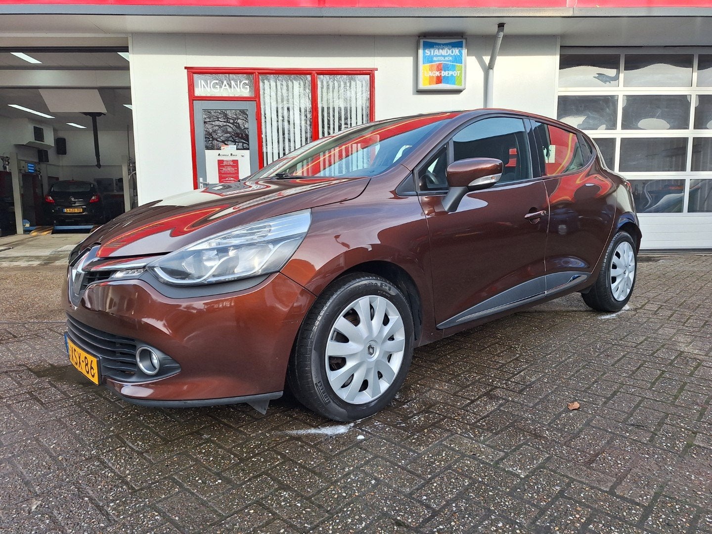 Renault Clio 0.9 TCE 90 5D ECO DEALER O.H / CRUISE, Voorwielaandrijving, 540 kg, Bruin, Handgeschakeld