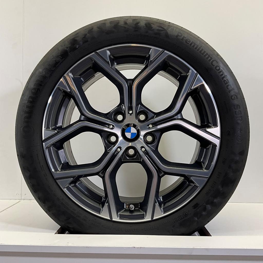 BMW X1 F48 X2 F39 SET VELGEN + ZOMERBANDEN 18 INCH ORIG. 579, Auto-onderdelen, Banden en Velgen, Banden en Velgen, Zomerbanden