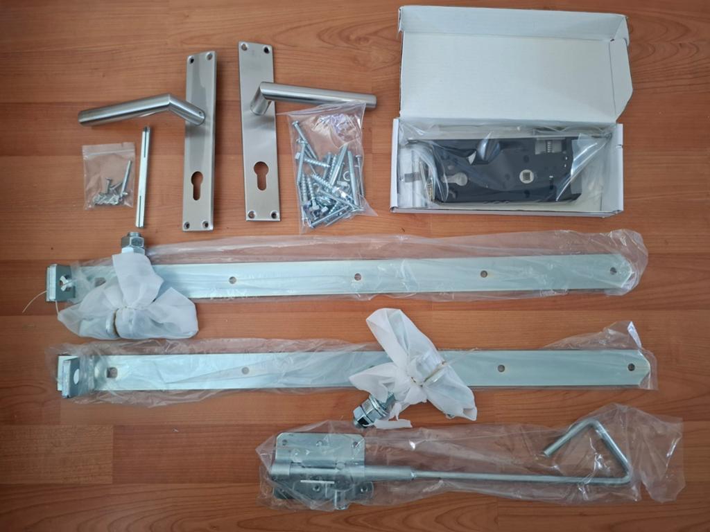 Deurbeslag set met slot en scharnieren, Ophalen, Nieuw, Overige materialen, Scharnier