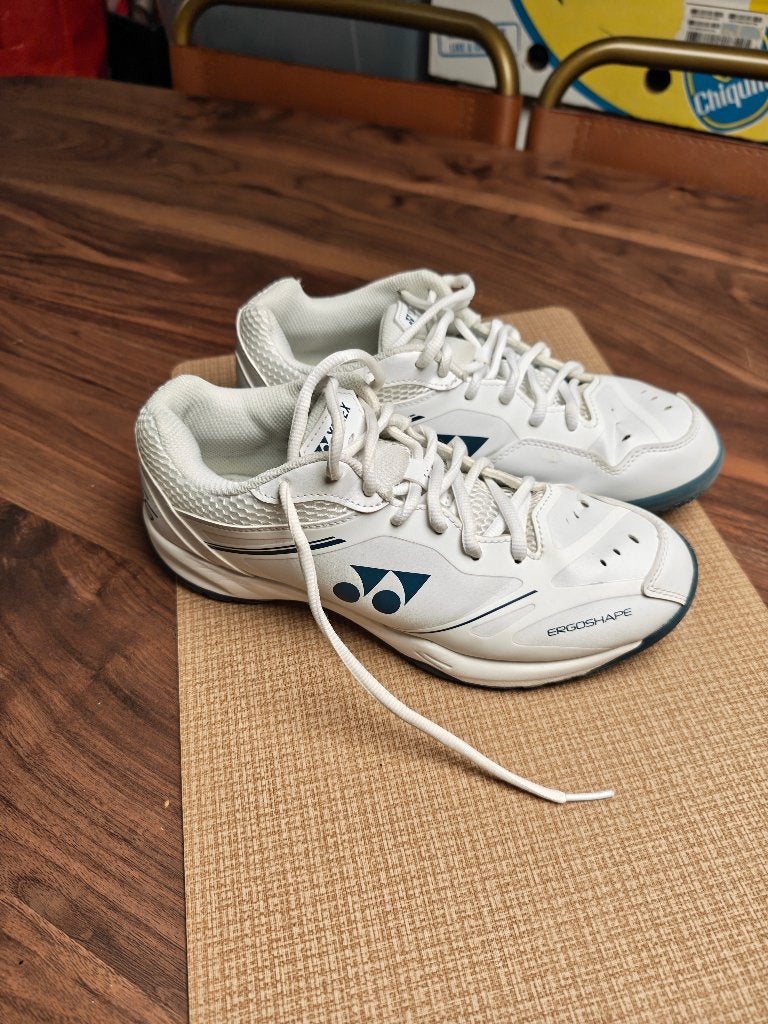 Yonex SHB 65 X4 badminton schoen - maat 41, Ophalen of Verzenden, Gebruikt, Schoenen