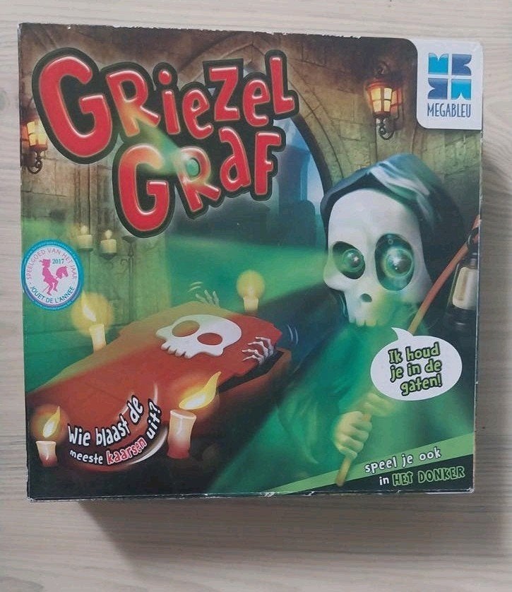 Spel Griezelgraf vanaf 5 jaar, Ophalen of Verzenden, Zo goed als nieuw, Megablue