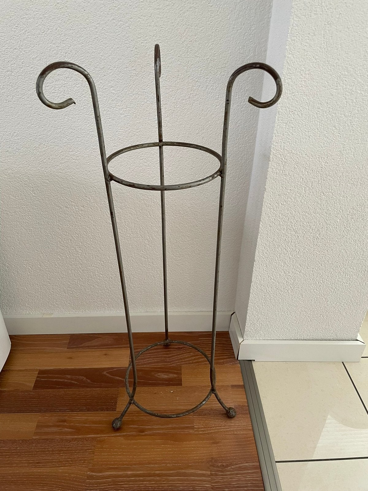 Vintage smeedijzeren paraplustandaard brocante sierlijk, Ophalen, Zo goed als nieuw, Metaal