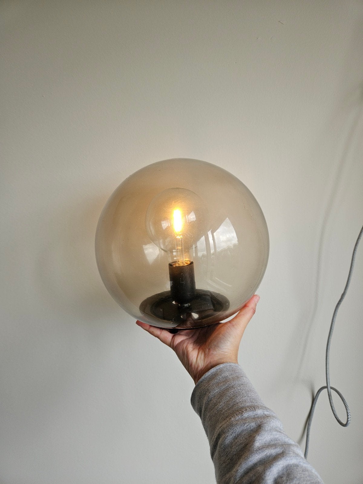 IKEA Fado tafellamp met peer, Ophalen, E27 (groot), Grijs, IKEA