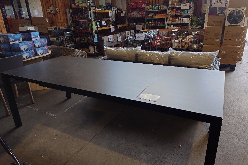 De Hartman Matteo tafel nu van €1499,- voor naar €699, Overige materialen, -, -, Nieuw