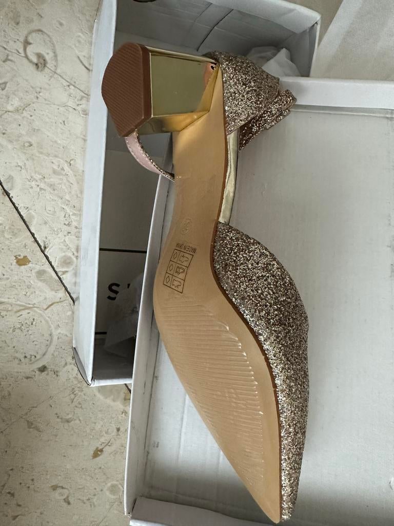 Gouden glitter hakken met enkelbandje, Kleding | Dames, Schoenen, Ophalen, Pumps, Overige kleuren, Nieuw
