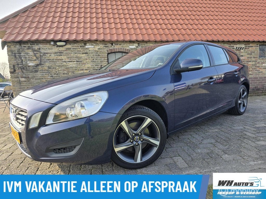 Volvo V60 1.6 T3 Kinetic Automaat!, Auto's, Gebruikt, 4 cilinders, 150 pk, Blauw