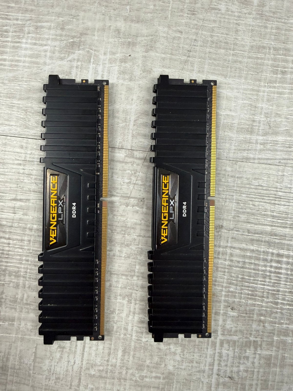 Cordair vengeance Ddr4 2x8 gb 3000mhz, Computers en Software, RAM geheugen, 3000mhz, Verzenden, DDR4, Zo goed als nieuw