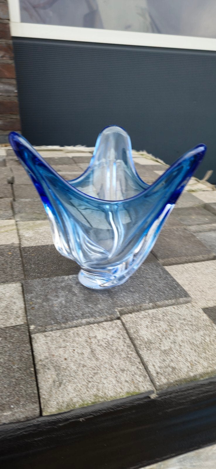 murano glas vaasje zo'n 25 cm breed en hoog, Ophalen of Verzenden