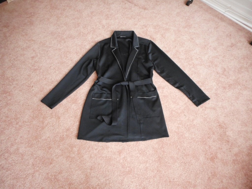 Nieuw leuke halflange jasje Expresso maat L / 42, Kleding | Dames, Expresso Fashion BV, Maat 42/44 (L), Nieuw, Ophalen of Verzenden