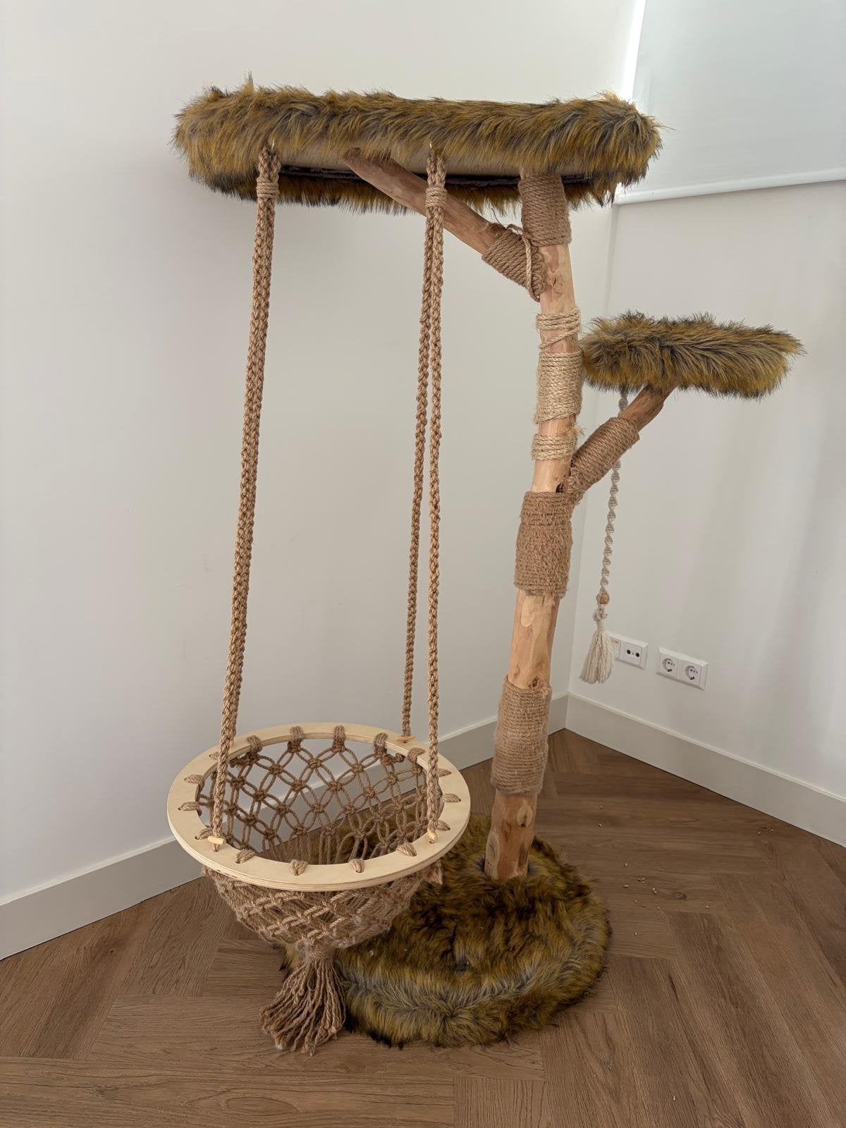 Cat tree, Ophalen, Zo goed als nieuw, Krabpaal
