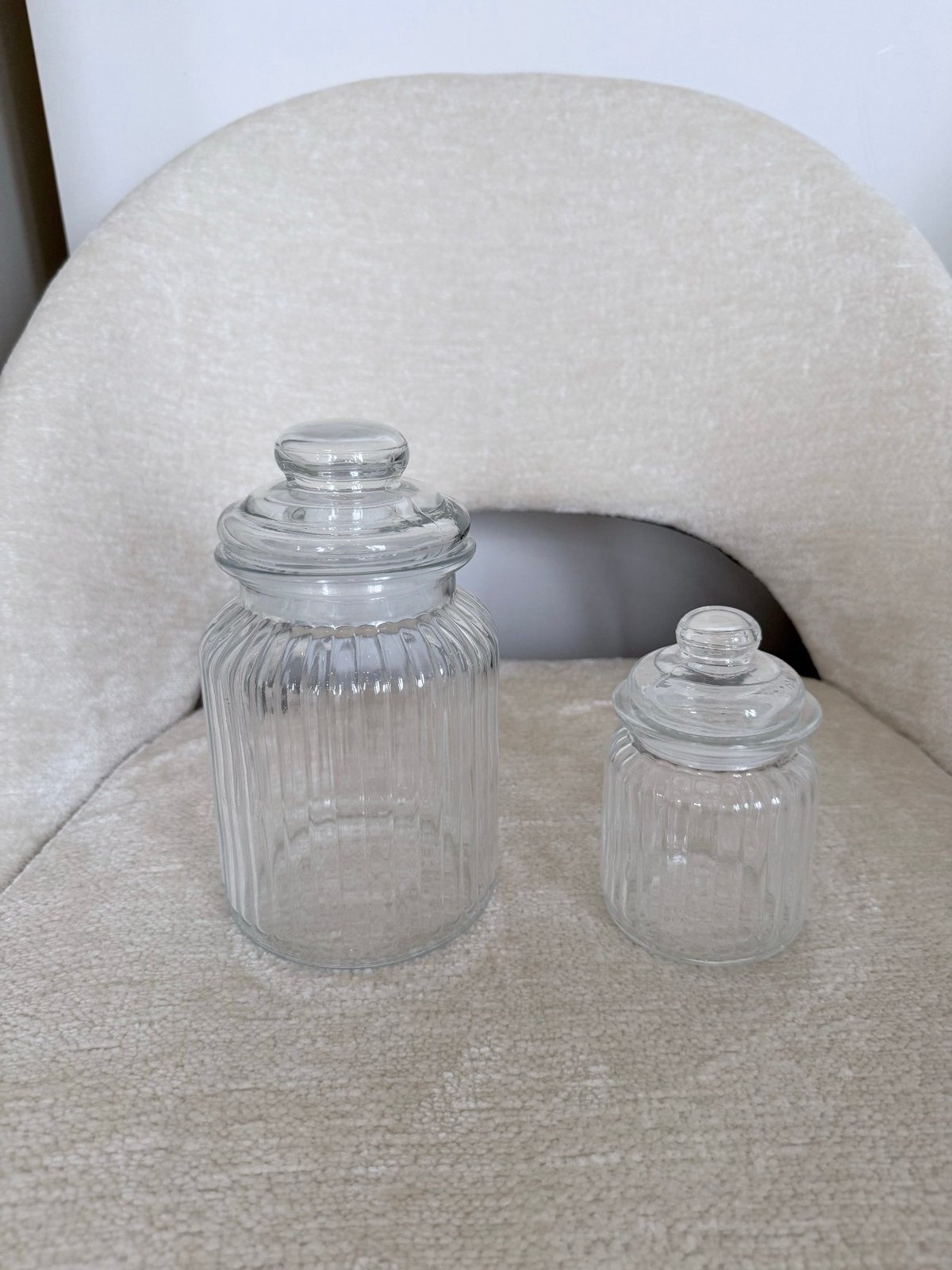 Set van 2 geribbelde glazen voorraadpotten, Ophalen, Gebruikt, Wit, Glas