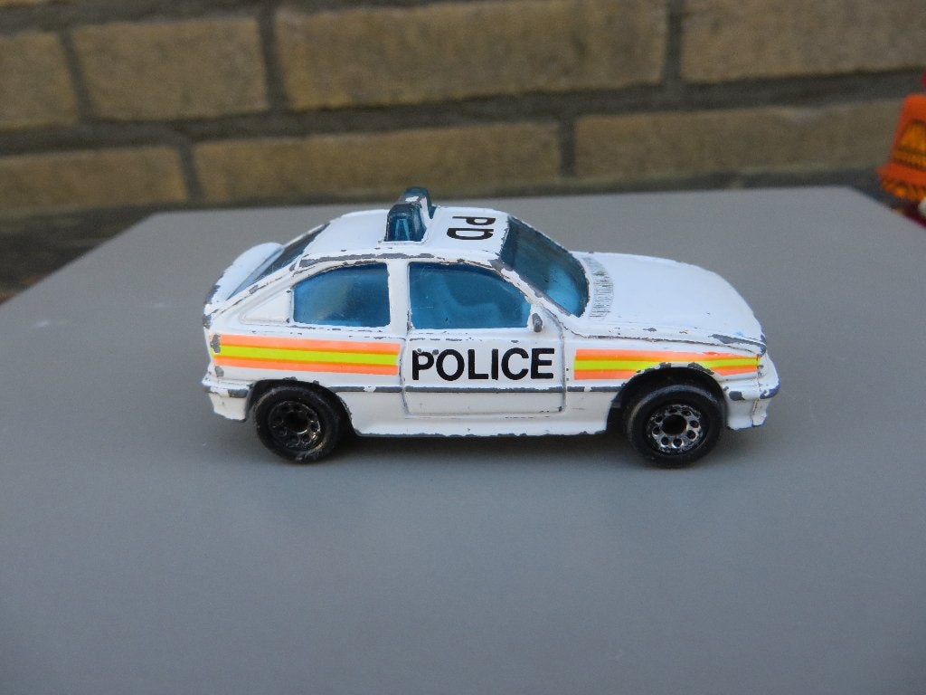 Matchbox Opel Kadett - Vauxhall Astra POLICE, Hobby en Vrije tijd, Ophalen of Verzenden, Gebruikt, Auto