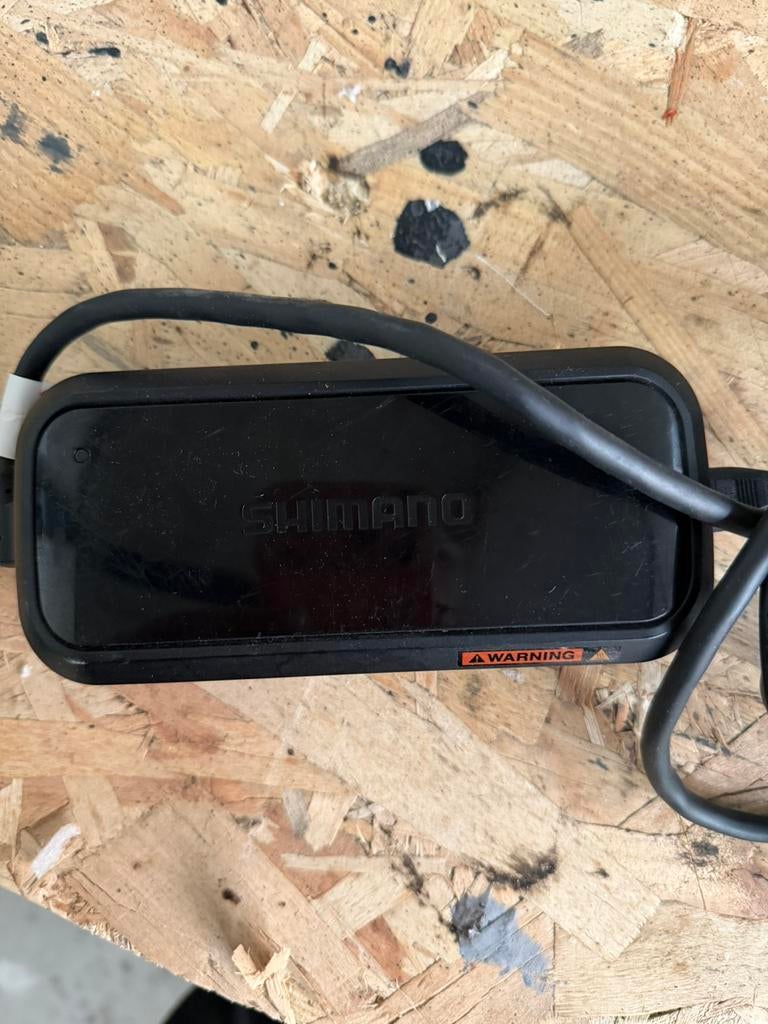 Oplader voor het Shimano Steps systeem meerdere op voorraad, Ophalen of Verzenden, Zo goed als nieuw