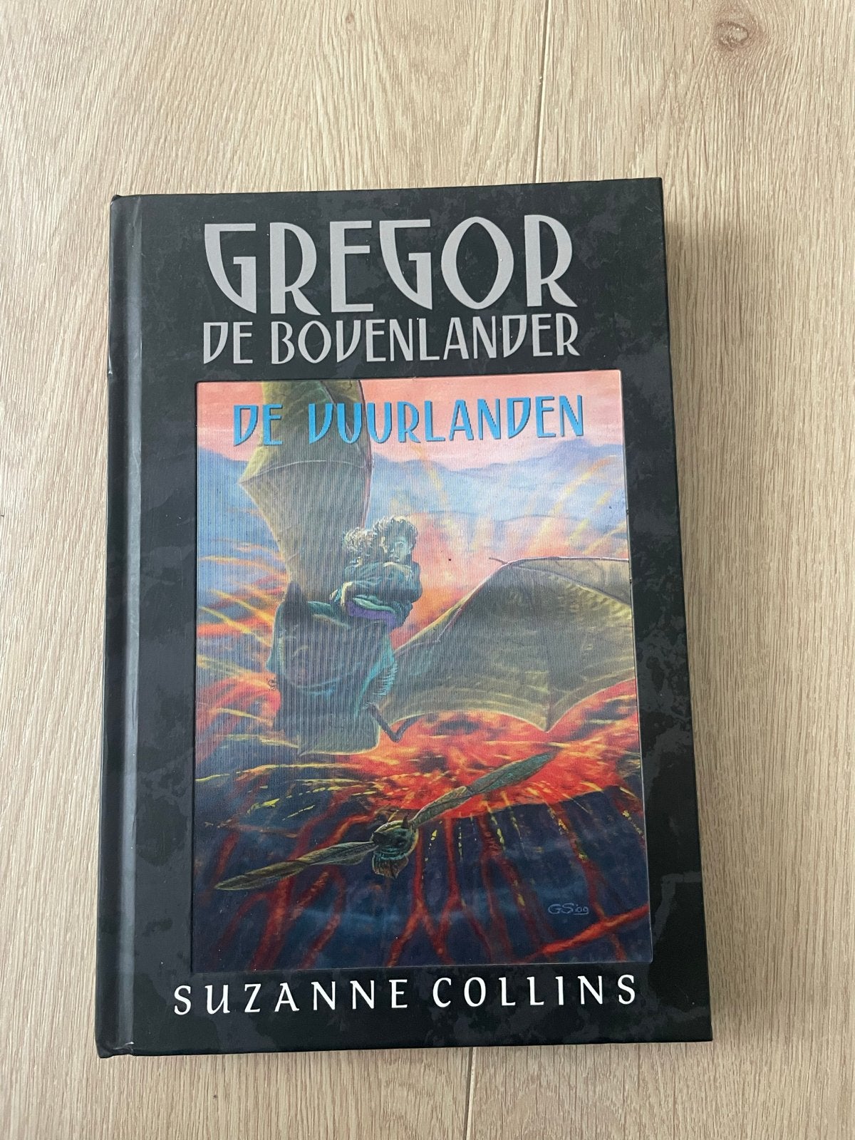 Gregor de Bovenlander: De Vuurlanden - Suzanne Collins, Ophalen of Verzenden, Gelezen
