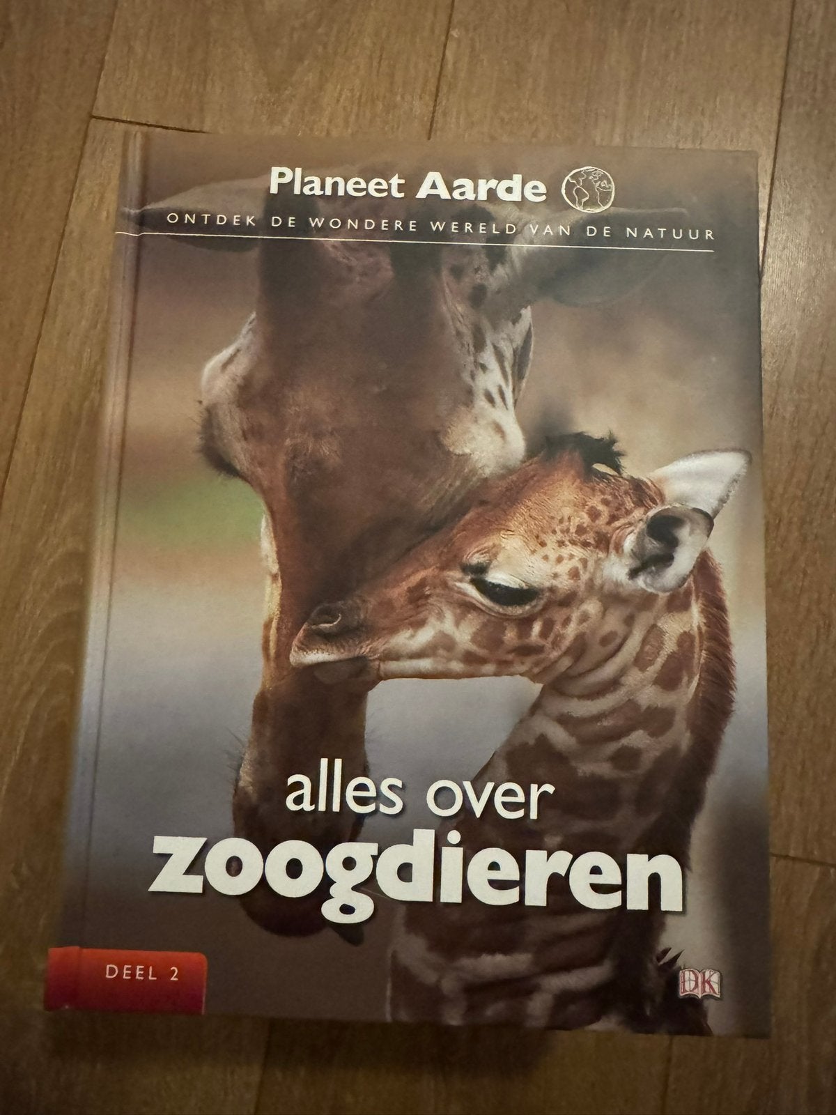 Planeet aarde. Ontdek de wondere wereld van de natuur., Ophalen of Verzenden, Zo goed als nieuw
