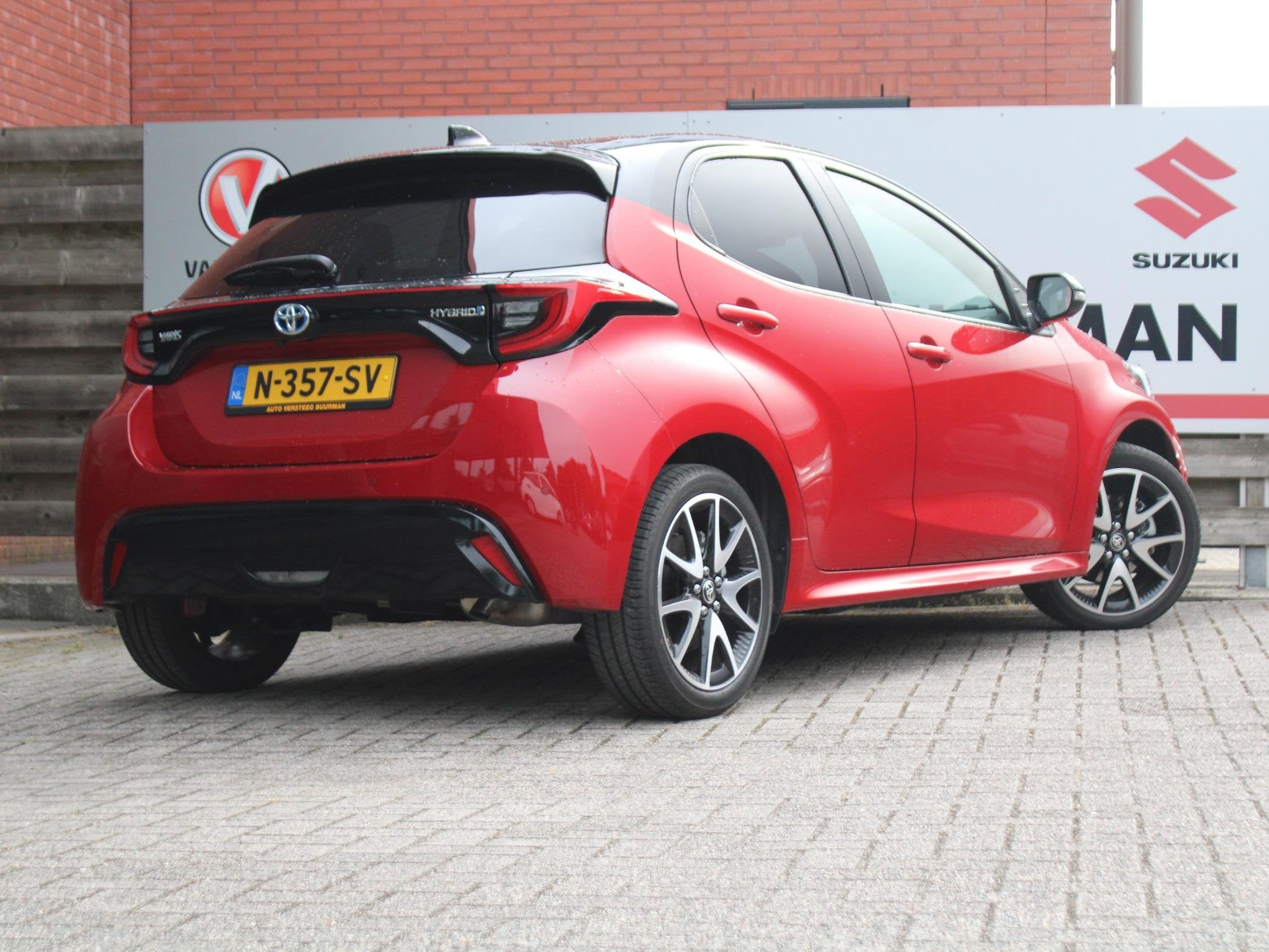 Toyota Yaris 1.5 Hybrid Executive Halflederen bekleding, Key, 12 maanden, 450 kg, Euro 6, 49 €/maand