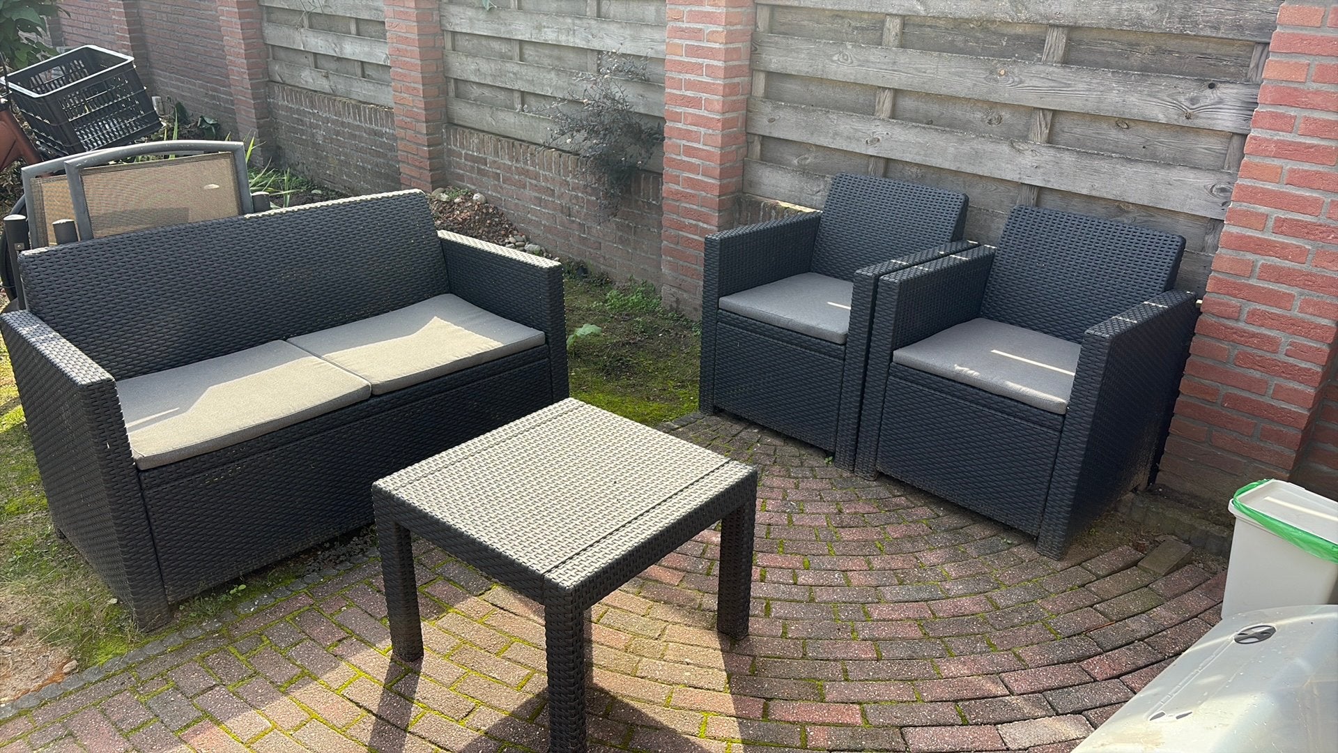 Tuinset met bank, tafel en 2 stoelen inclusief kussens, Ophalen, 4 zitplaatsen, Kunststof, Loungeset