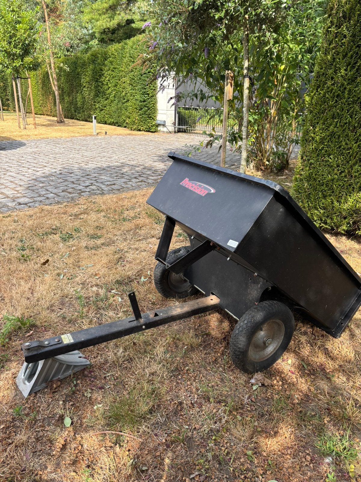 Kantelbare aanhanger en afneembare achterklep, Ophalen, Gebruikt