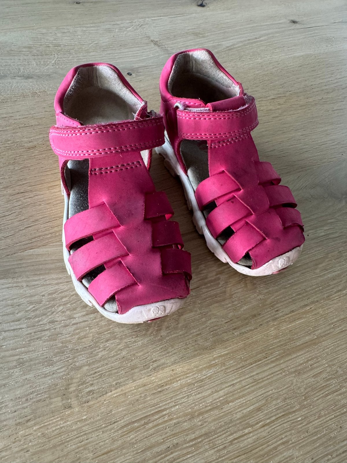 Roze Elefanten sandalen maat 22, Ophalen of Verzenden, Gebruikt, Meisje, Schoenen