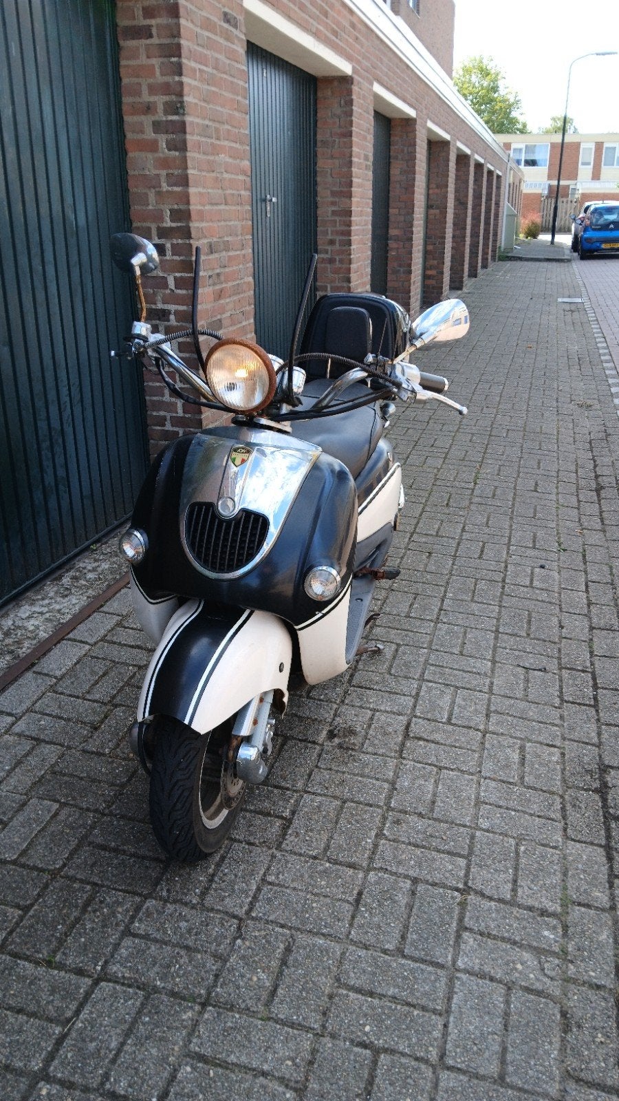 bromscooter opknappertje MOET WEG, Ophalen, Gebruikt, Maximaal 45 km/u, 1 versnellingen