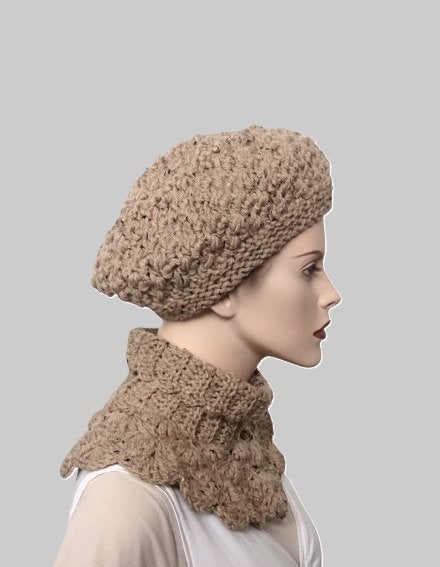 Baret Beige, Verzenden, Maat 46/48 (XL) of groter, Nieuw, Handgemaakt