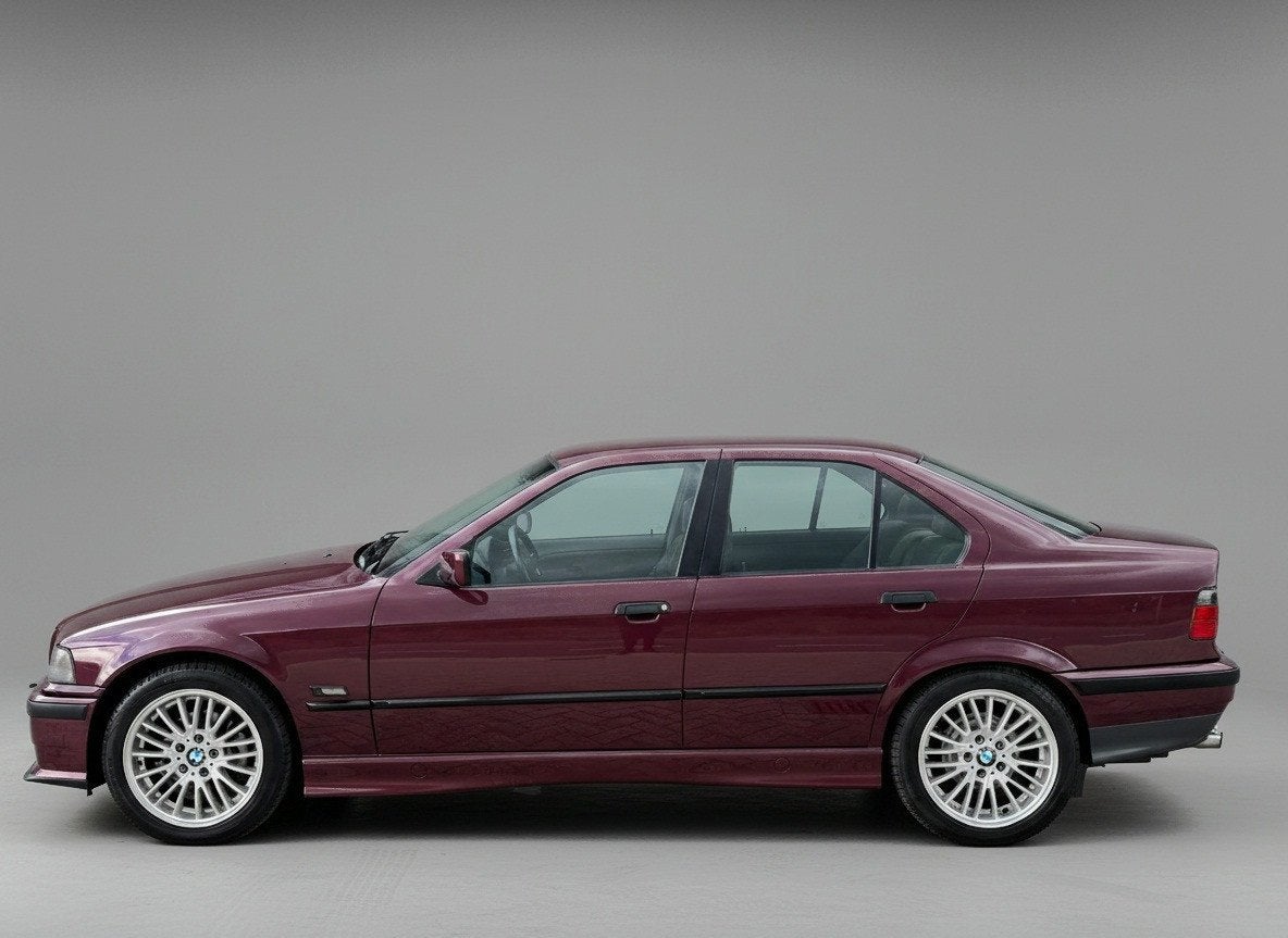 BMW 3-serie 316i |M-Sport pakket|Orig NL|Nap|Youngtimer!, Auto's, Euro 2, 1596 cc, Zwart, 4 cilinders