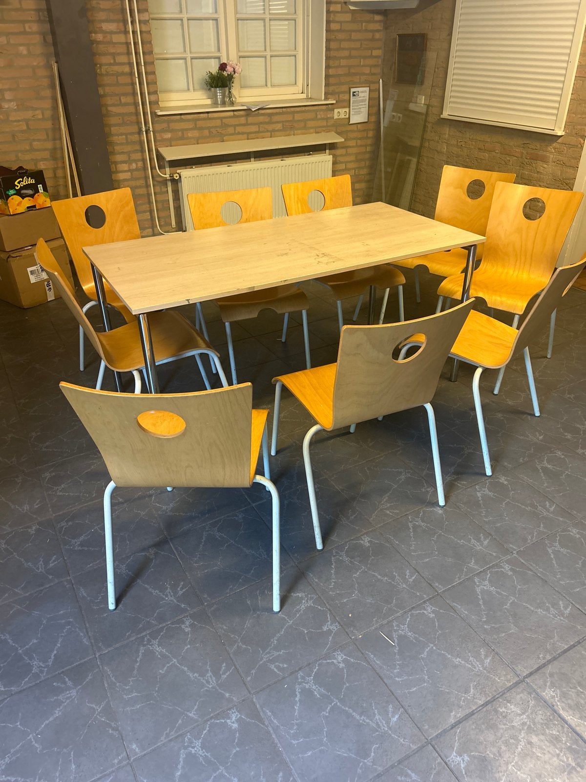 15 stuks Houten kantine stoelen met 3 tafels, Ophalen, Gebruikt, Overige kleuren, Vijf, Zes of meer stoelen