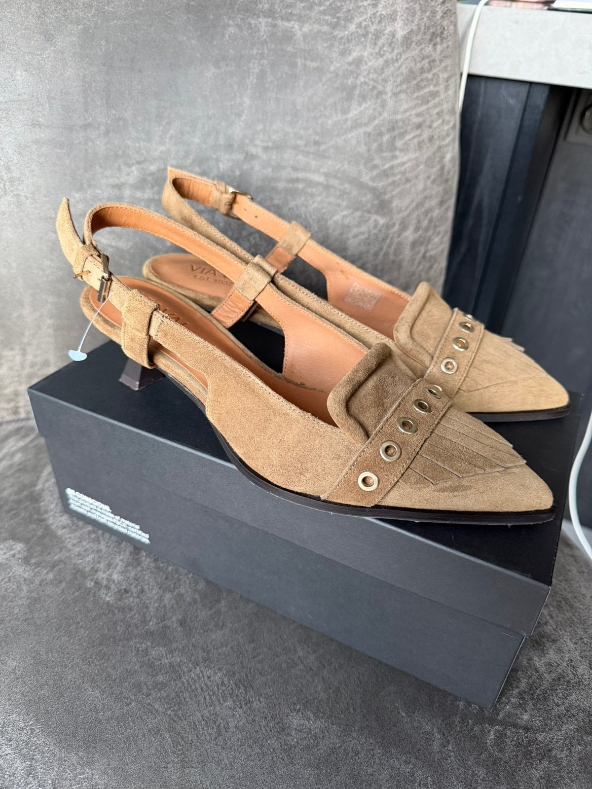 Nieuw! Via Vai Slingback Pumps Camel Diverse Maten, Ophalen of Verzenden, Nieuw, Bruin, Pumps