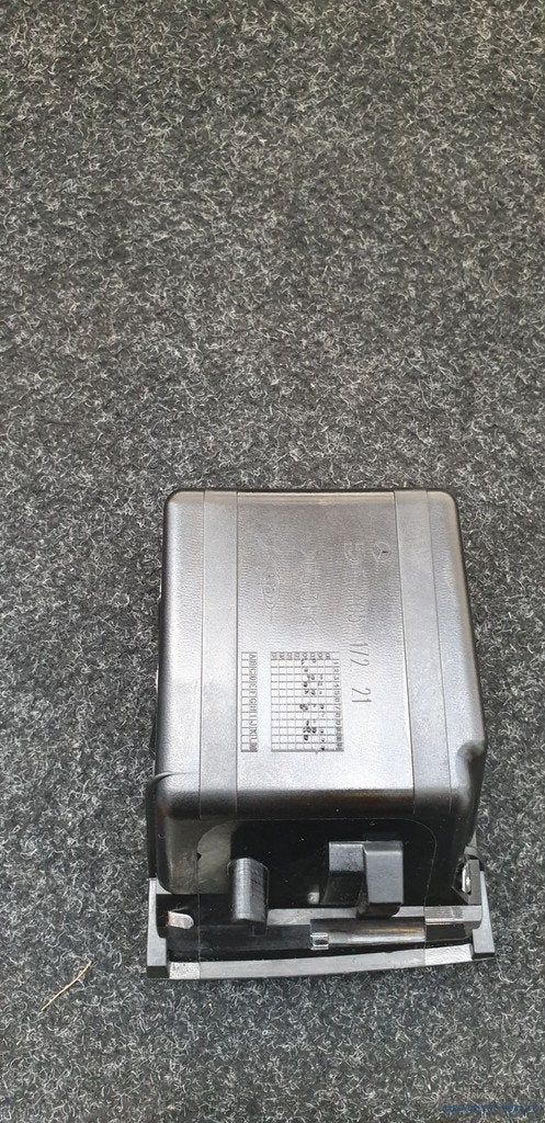 Asbak W209 Mercedes niet gerookt E040517221 origineel 2002 /, Gebruikt, Mercedes-Benz AG, Mercedes-Benz, Ophalen of Verzenden
