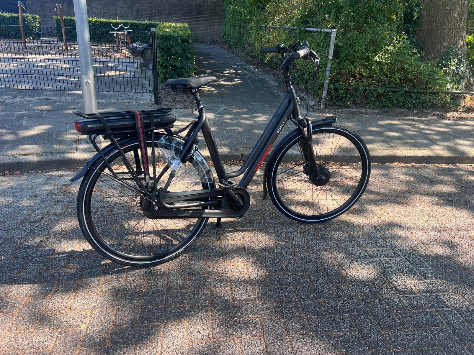 Stella Vicenza elektrische fiets, Fietsen en Brommers, Fietsen | Dames | Damesfietsen, 53 tot 56 cm, Versnellingen, Zo goed als nieuw