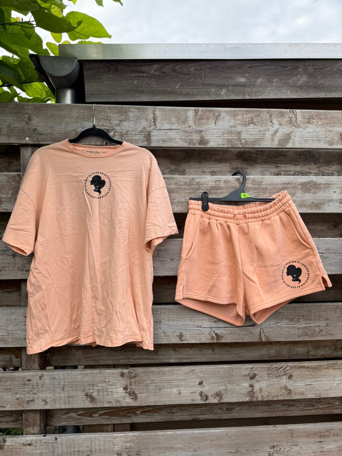 Reinders set oranje, shirt en korte broek, Ophalen of Verzenden, Zo goed als nieuw, Overige maten