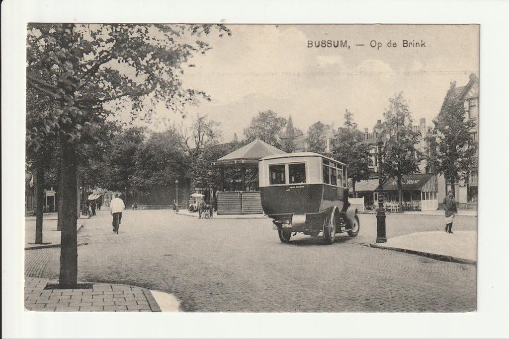BUSSUM OP DE BRINK MUZIEKTENT TERRAS RESTAURANT FORD T ? BUS, Ophalen of Verzenden, 1920 tot 1940, Ongelopen, Noord-Holland