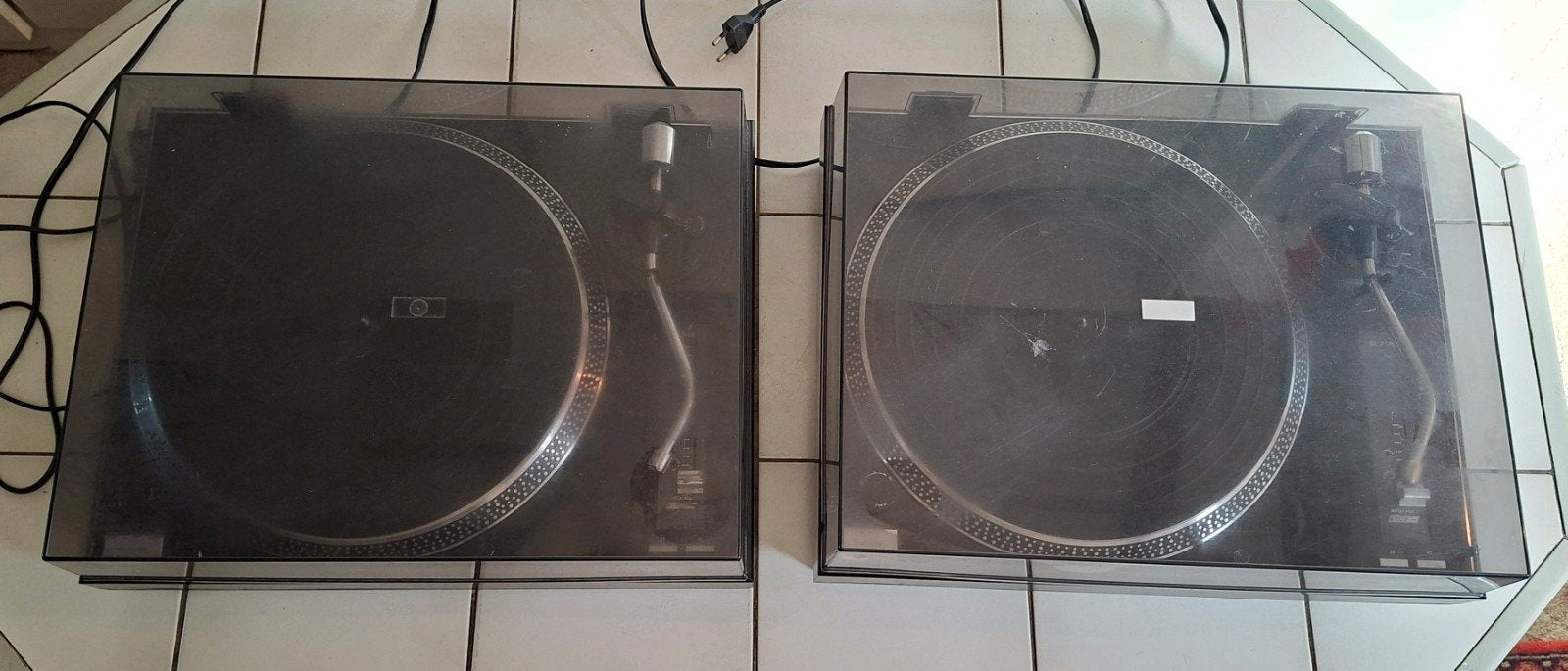 Te koop: 2 mooie platenspelers – vintage DJ / hifi, Ophalen
