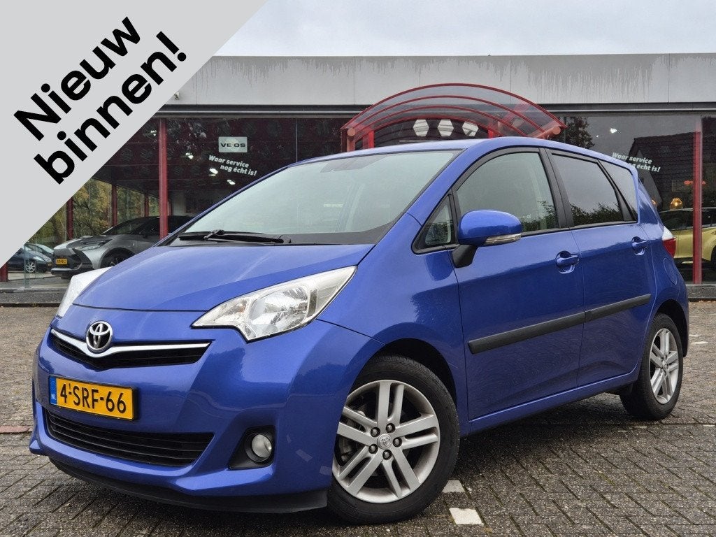 Toyota Verso-S 1.3 VVT-i Dynamic, Auto's, Automaat, Euro 5, Gebruikt, 4 cilinders