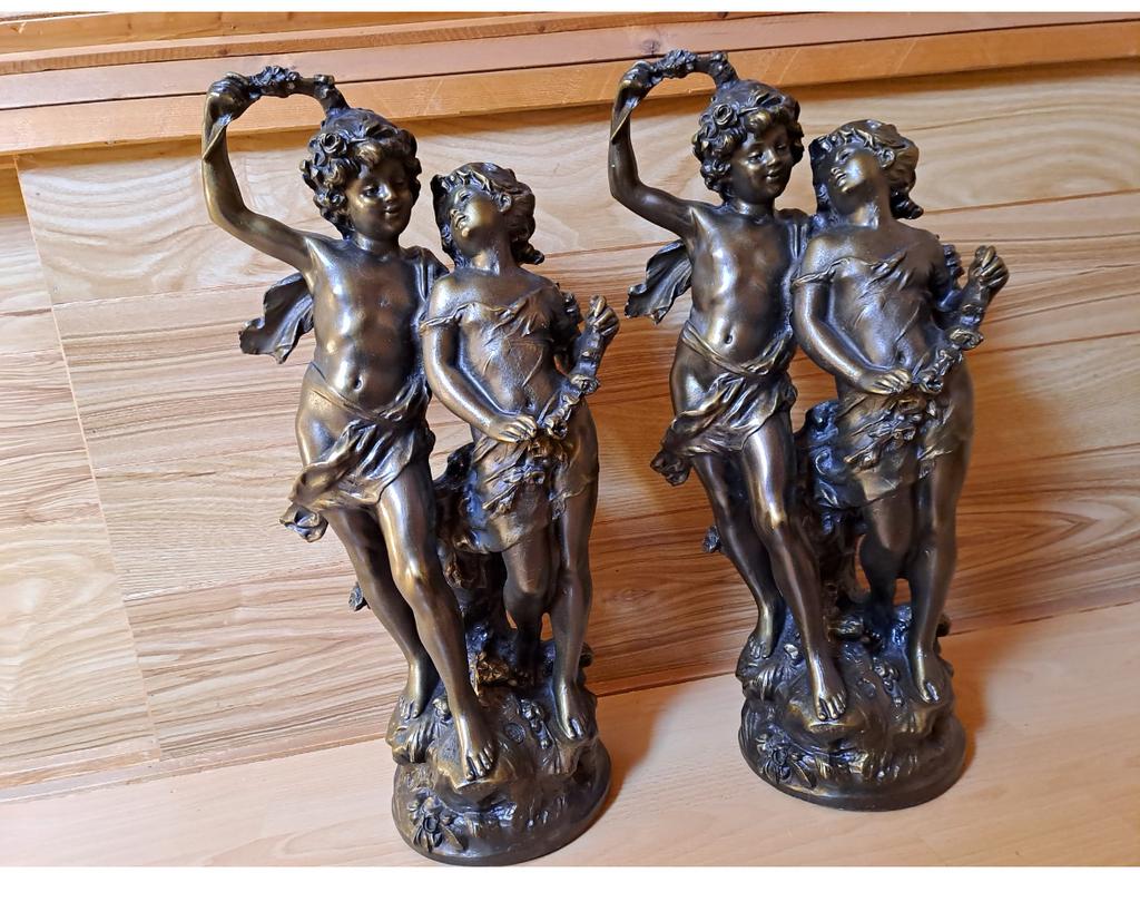 2 Bronzen Grijze Beelden van man en vrouw, Antiek en Kunst, Kunst | Beelden en Houtsnijwerken, Groep mensen, Ophalen of Verzenden