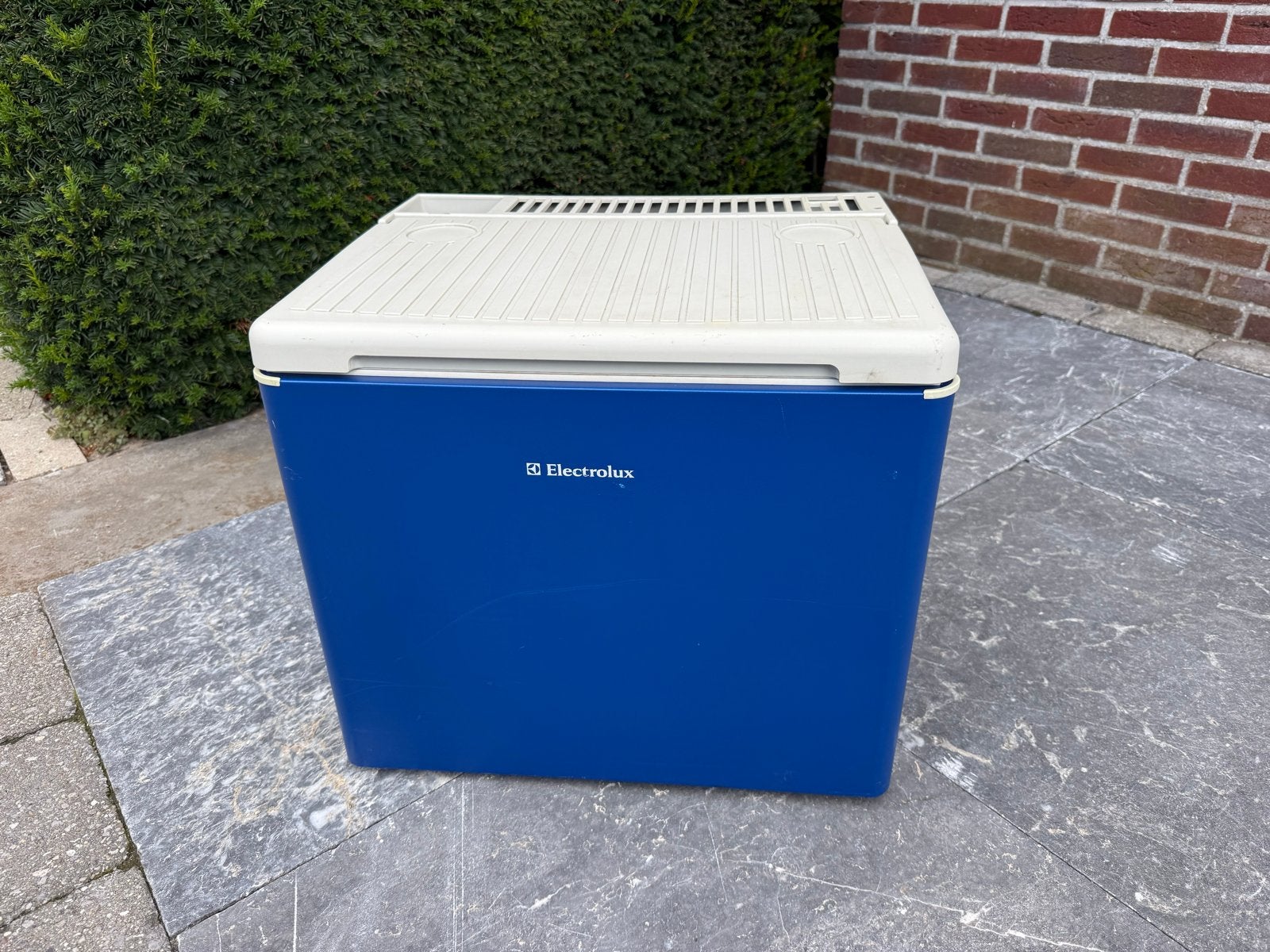 Electrolux MobilCool RC 1600 absorptie koelbox (met piëzo), Caravans en Kamperen, Ophalen, Zo goed als nieuw, Koelbox, Elektrisch