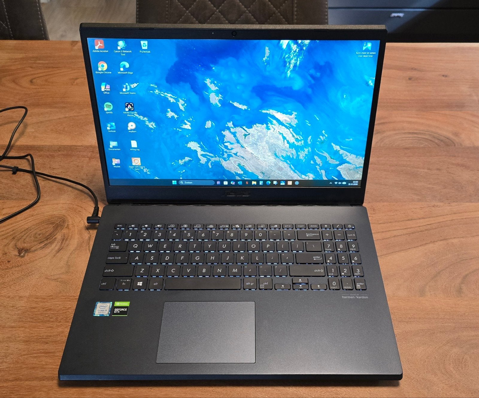 Weinig gebruikte Asus Vivobook laptop, Ophalen, Met videokaart, 2 tot 3 Ghz, I5-8300H