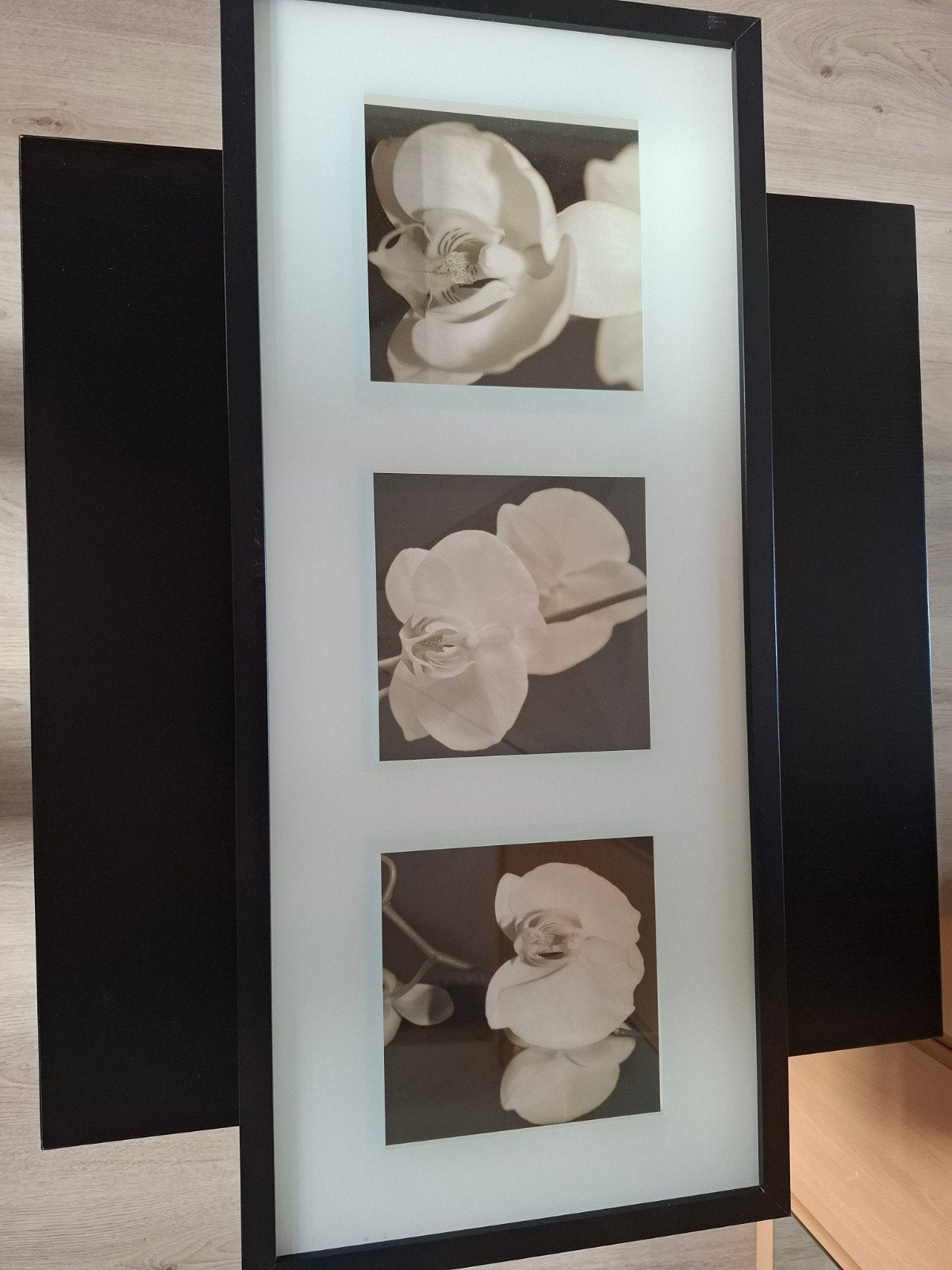 IKEA Erikslund fotolijst met orchideeën - 72x32 cm, Met afbeelding, Ophalen of Verzenden, Zo goed als nieuw, Fotolijst
