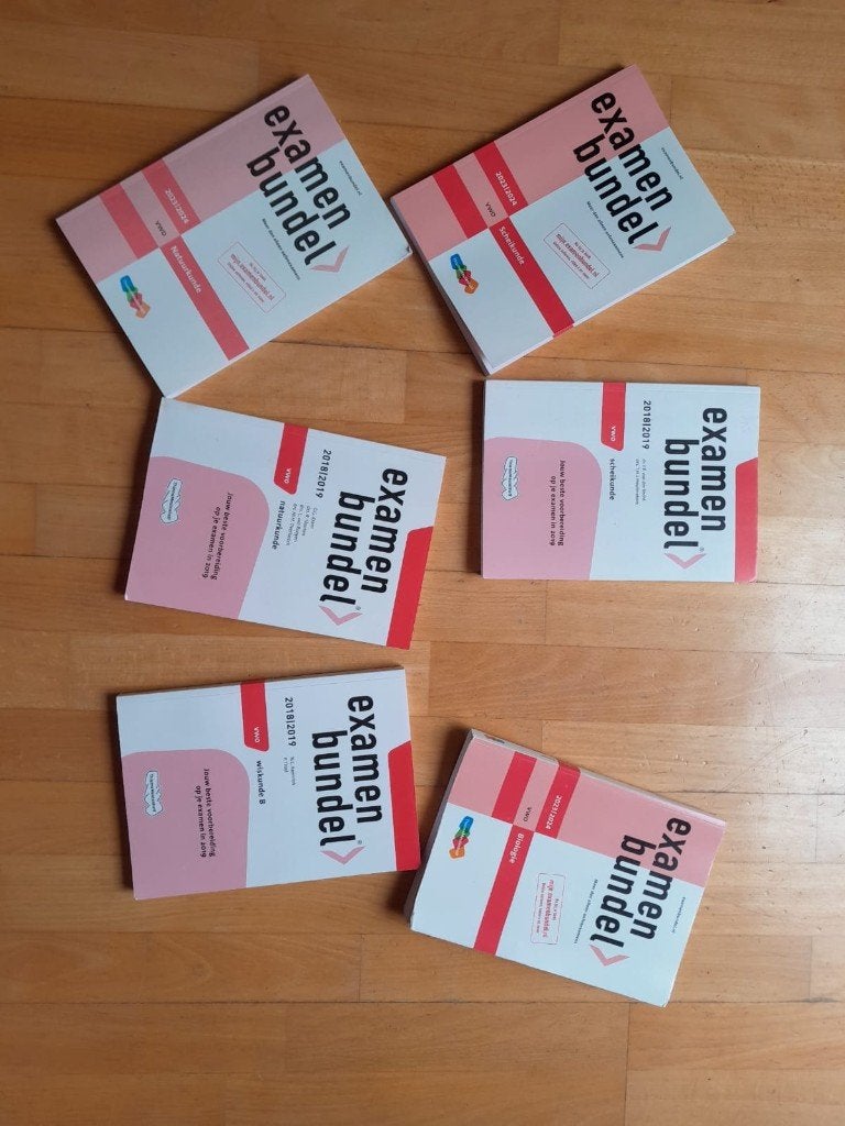 Examen bundels, Boeken, Schoolboeken, VWO, ThiemeMeulenhoff, Ophalen of Verzenden, Zo goed als nieuw