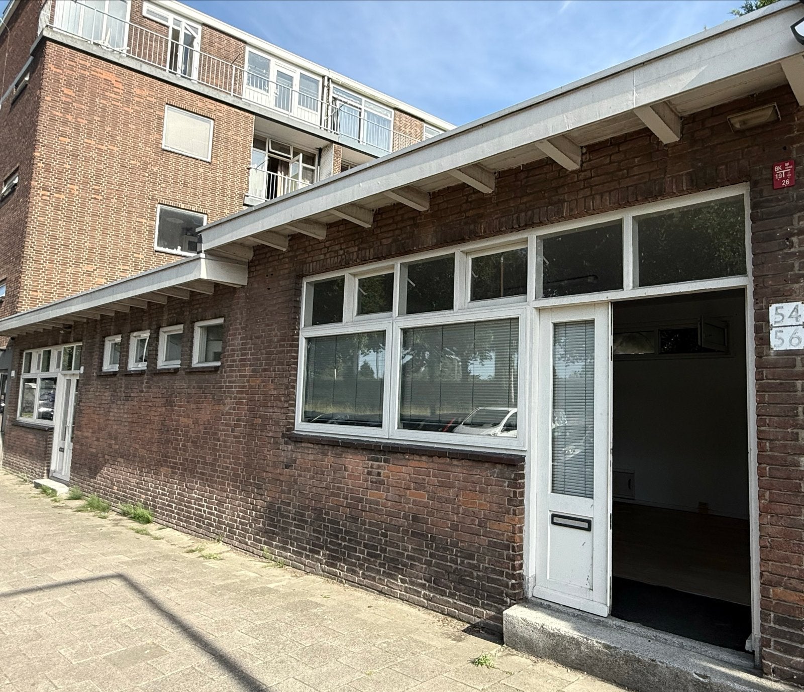 Te huur in Rotterdam winkelruimte | kantoor | bedrijfsruimte, Huur, Winkelruimte