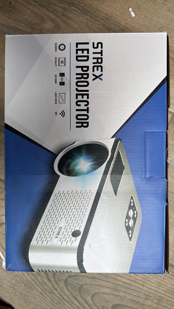 Nieuw nooit gebruikt beamer, Ophalen of Verzenden, Nieuw, LED, Ultra HD (4K)