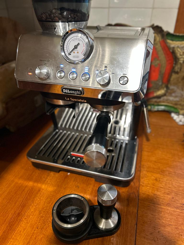 DeLonghi La Specialista bonen koffiezetapparaat, Afneembaar waterreservoir, Espresso apparaat, Zo goed als nieuw, Koffiebonen