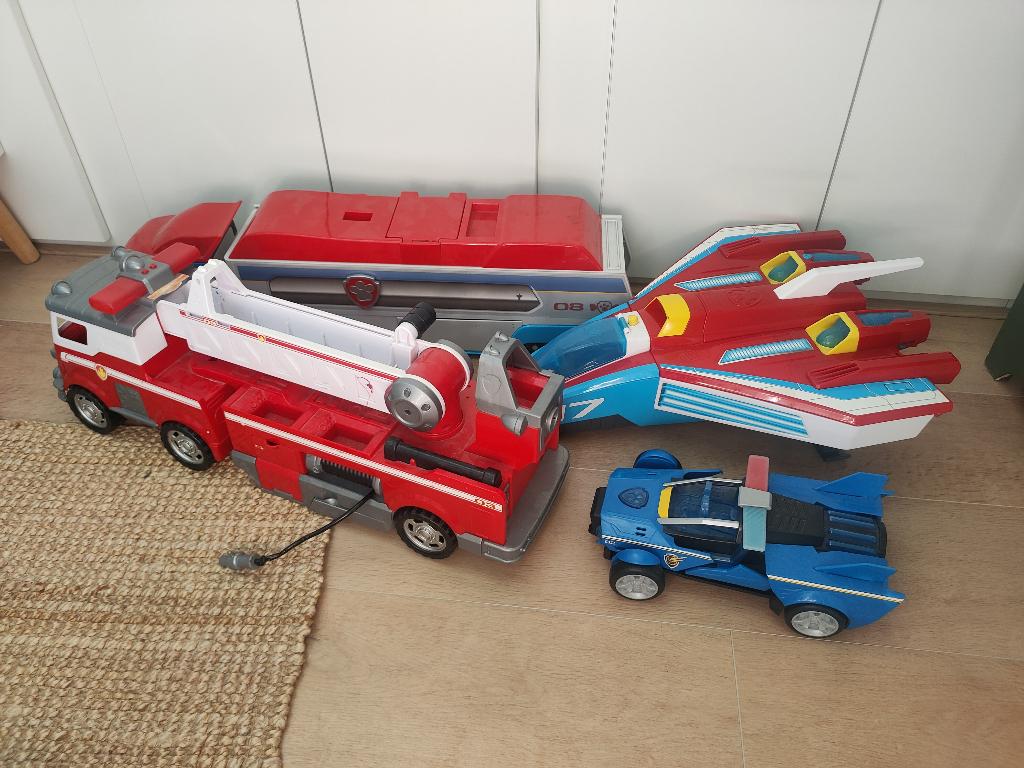 Diverse voertuigen paw patrol, Ophalen, Gebruikt