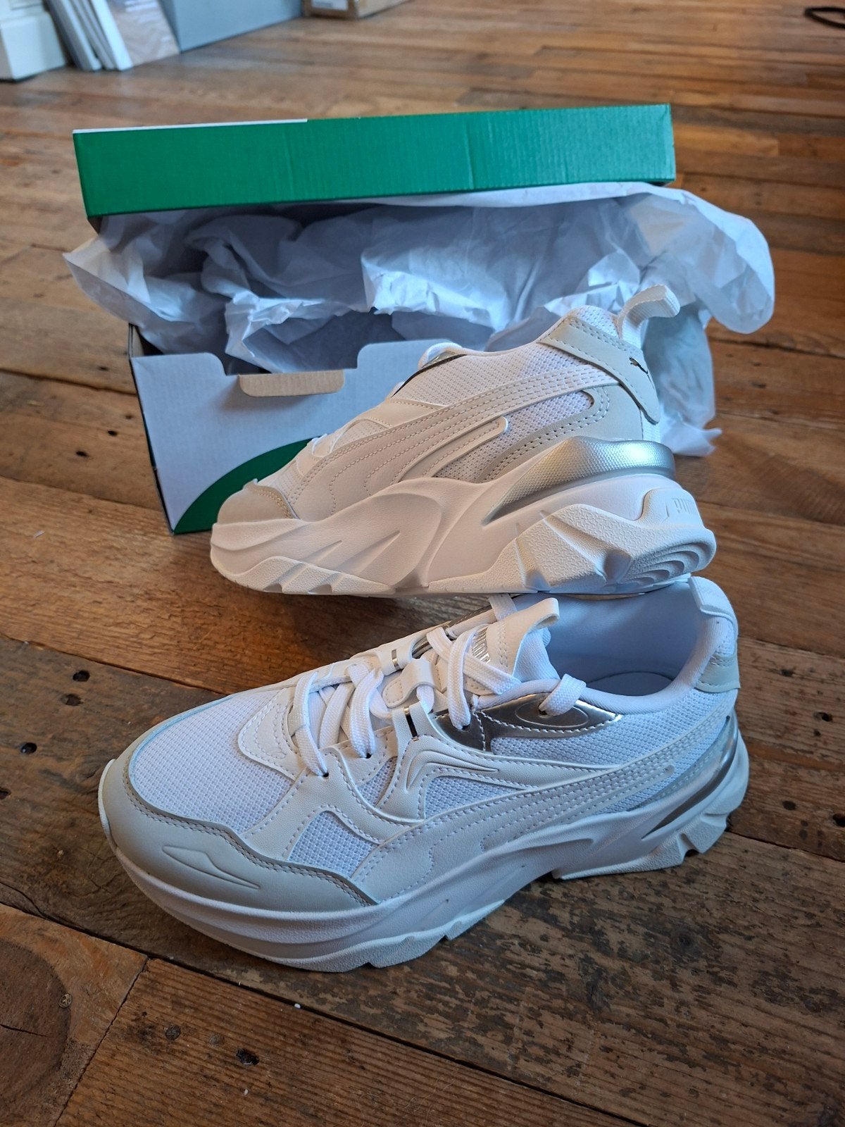 Puma dames sportschoenen maat 39, Sport en Fitness, Ophalen, Nieuw, Schoenen