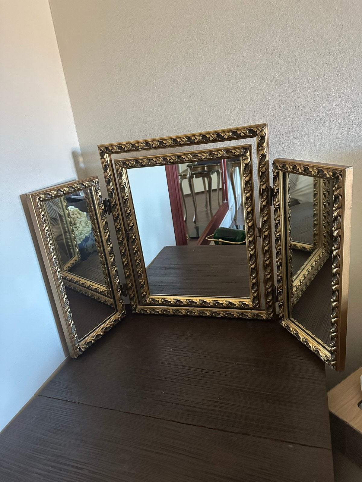 Vintage drieluik spiegel met gouden lijst, Ophalen of Verzenden, Rechthoekig, 50 tot 100 cm, Minder dan 100 cm