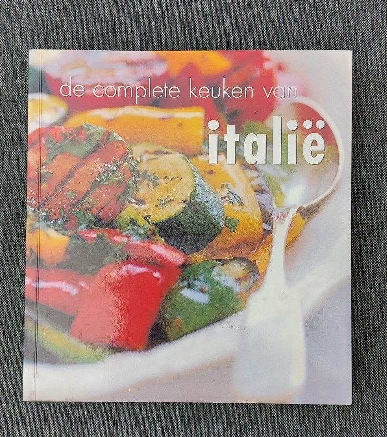 De complete keuken van Italië - Kookboek, Boeken, Hoofdgerechten, Ophalen of Verzenden, Zo goed als nieuw, Italië
