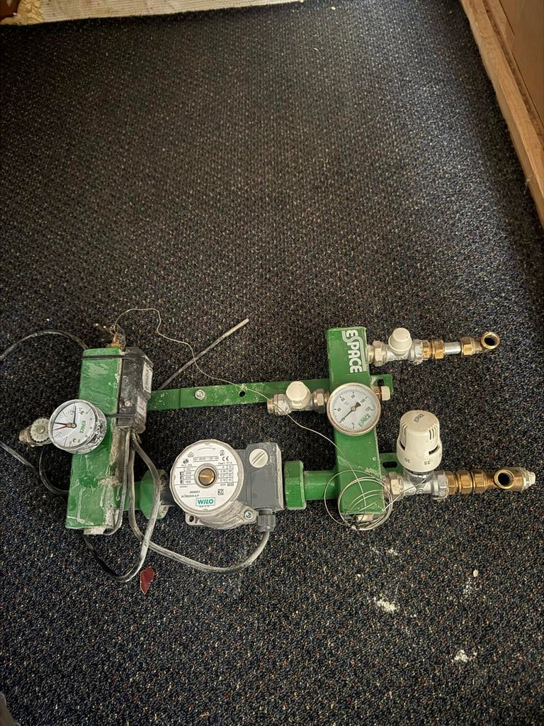 Espace vloerverwarming pomp/regelaar 1 circuit, Doe-het-zelf en Verbouw, Ophalen, Gebruikt, Overige typen