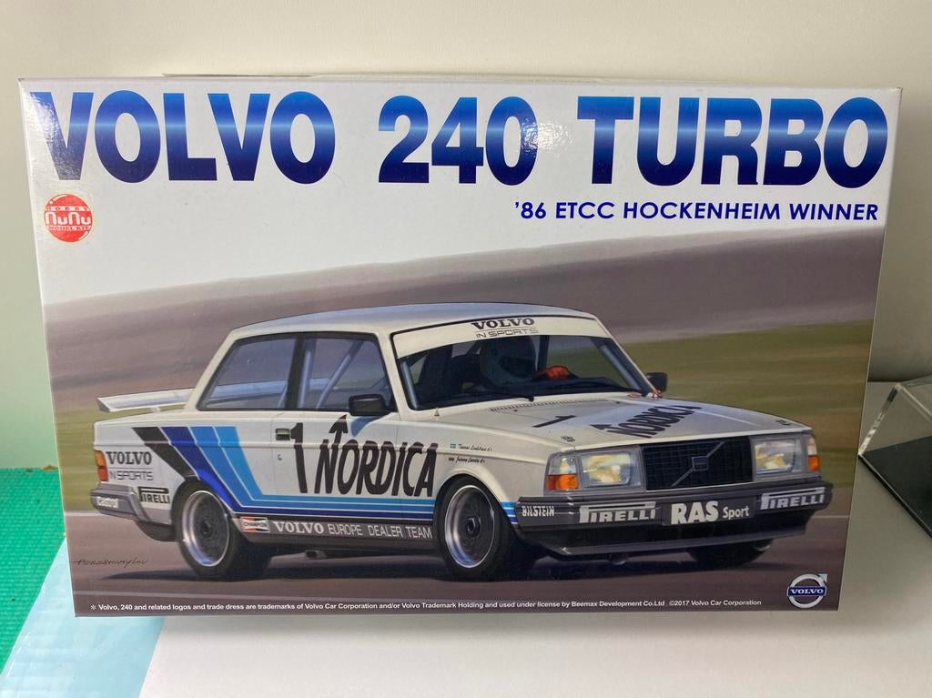 1:24 VOLVO 240 turbo-‘86 Hockenheim-gesealed in box, Fujimi, Auto, Groter dan 1:32, Nieuw