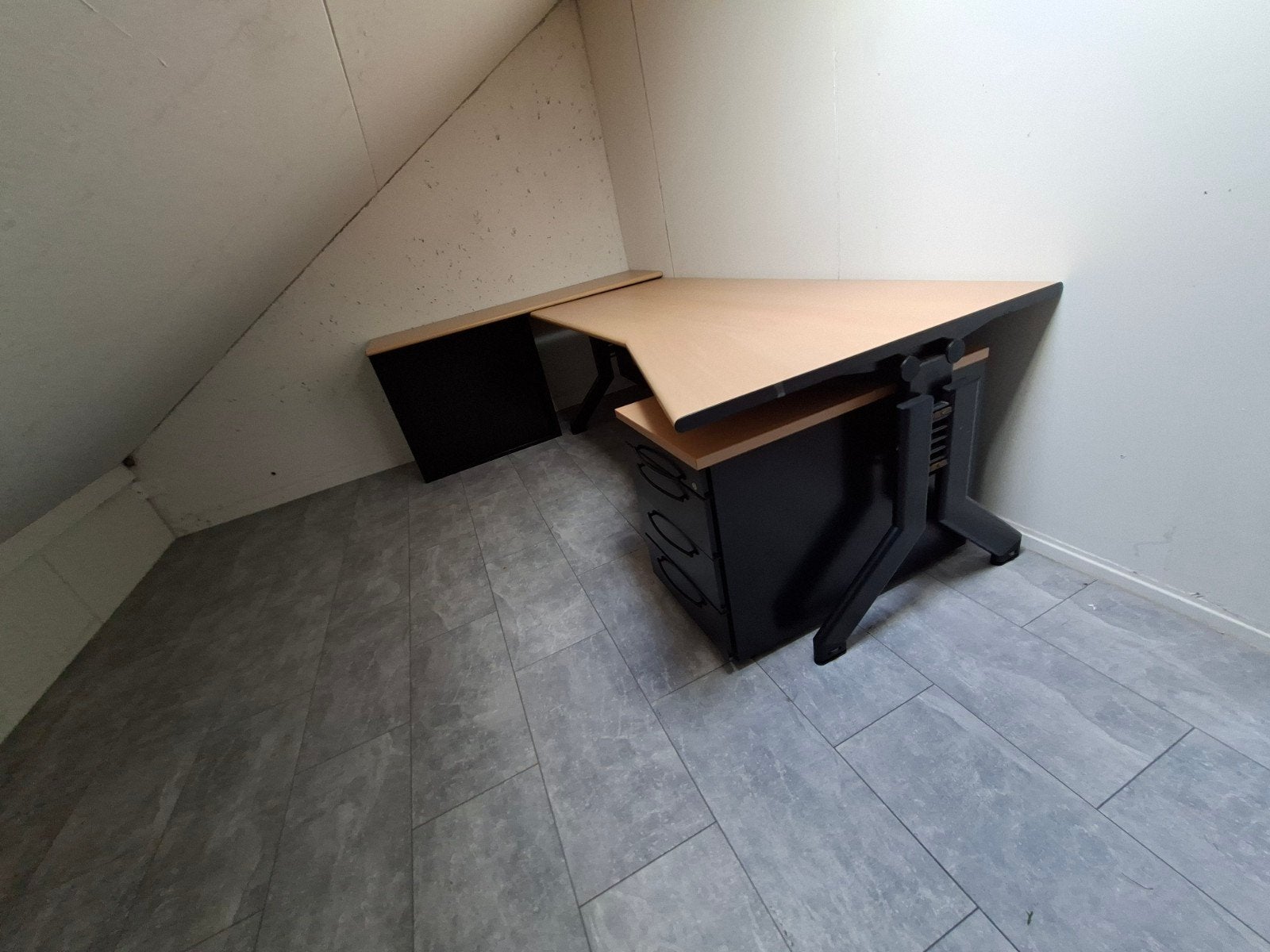 Hoekbureau met opbergruimte en ladeblok, Huis en Inrichting, Bureaus, Ophalen, Met lades, Gebruikt, Spaanplaat of MDF